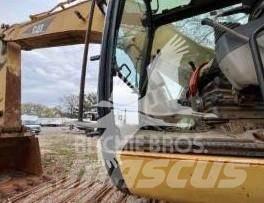 CAT 330CL 大型油圧ショベル12t以上（パワーショベル・ユンボ）