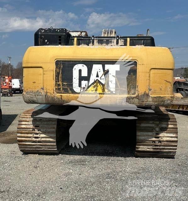 CAT 330D 大型油圧ショベル12t以上（パワーショベル・ユンボ）