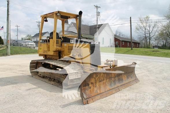 CAT D3C III ブルドーザー