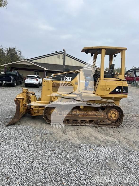 CAT D3G XL ブルドーザー