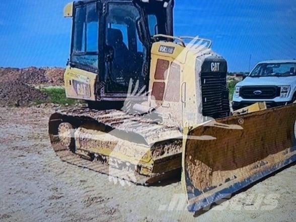 CAT D5K2 LGP ブルドーザー