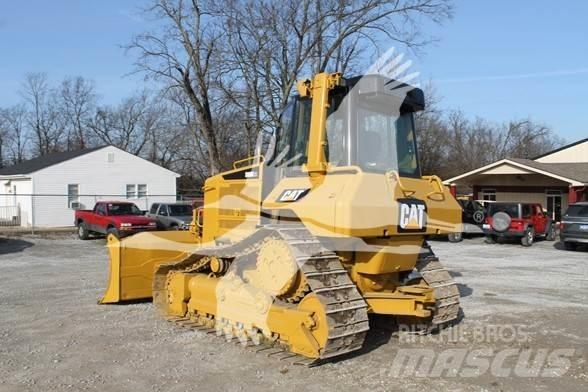 CAT D6N XL ブルドーザー