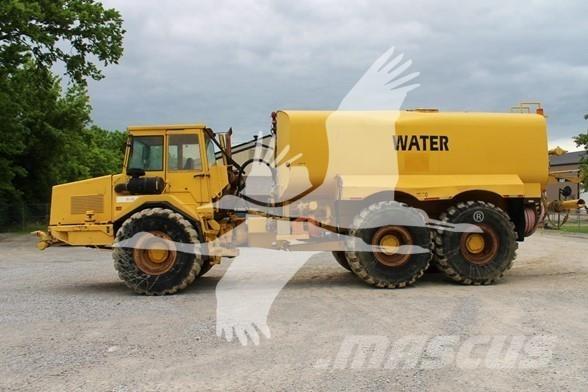 Volvo A25B 給水車