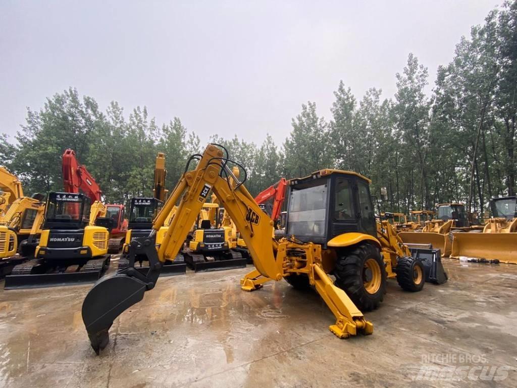 JCB 3CX バックホーローダー