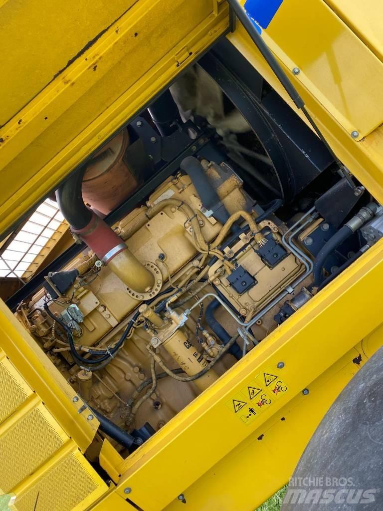 New Holland FX 60 自走式フォレージハーベスター