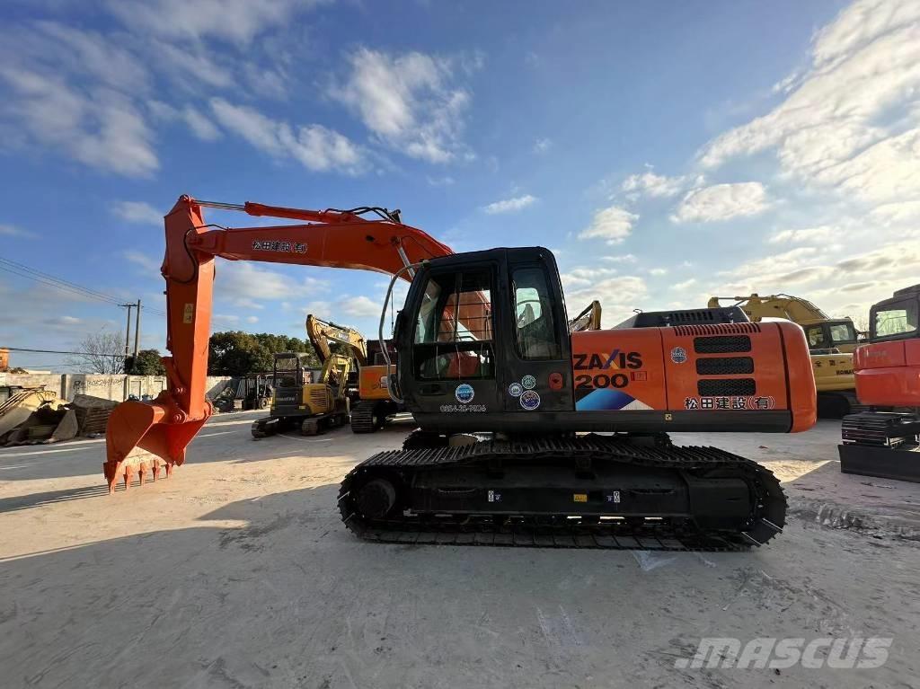 Hitachi ZX 200 ミニ油圧ショベル 7t以下（ミニユンボ・ミニディガー）