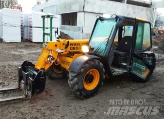 JCB 525-60 テレスコーピックハンドラー