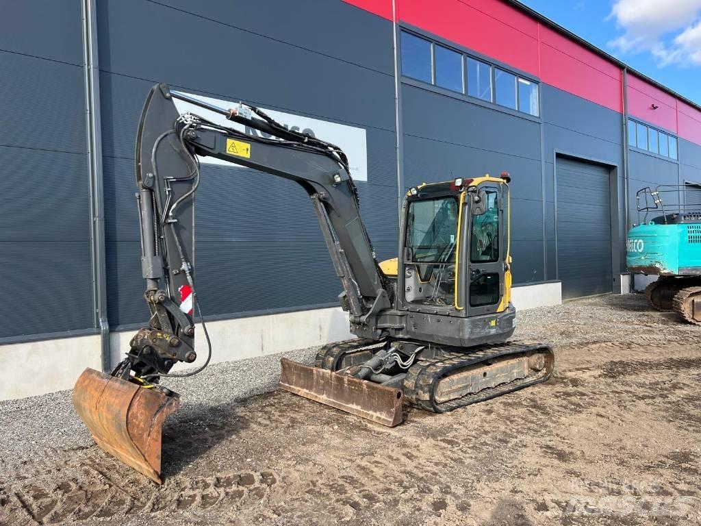 Volvo ECR 58 D 中型油圧ショベル 7ｔ-12ｔ（ユンボ・パワーショベル・バックホー）