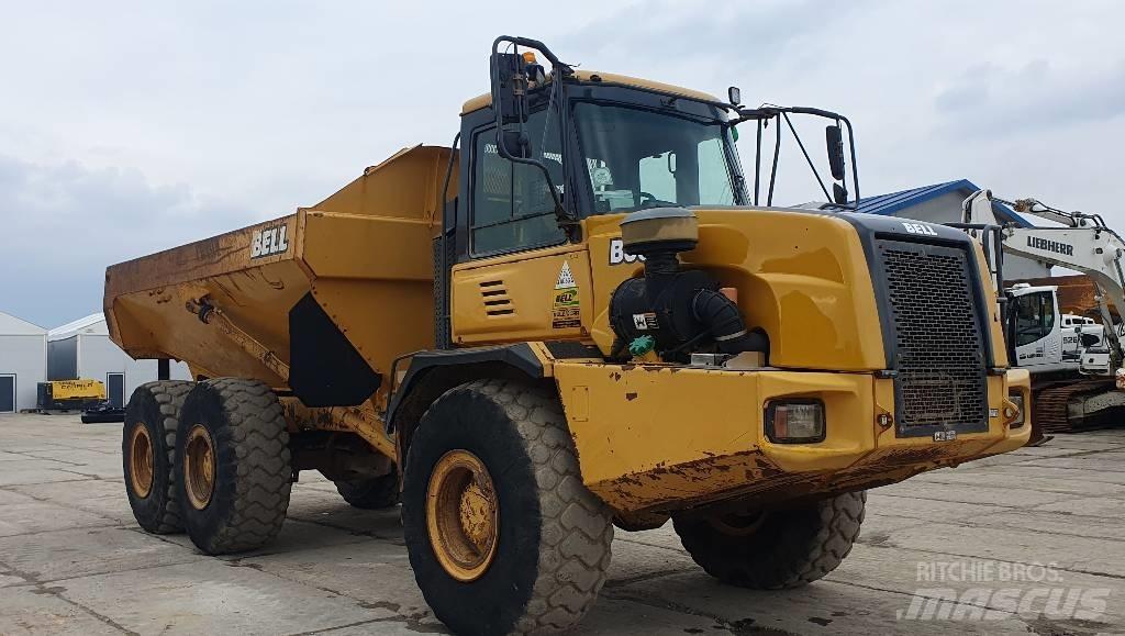 Bell B 30 D アーティキュレート式ダンプトラック