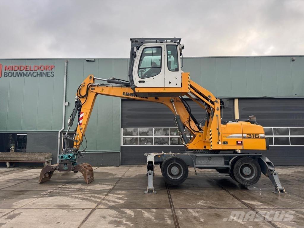 Liebherr A 316 廃棄物／工業産廃処理機