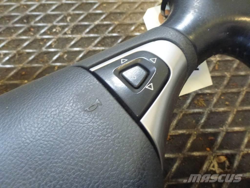 Scania Ratt キャビン及び内装