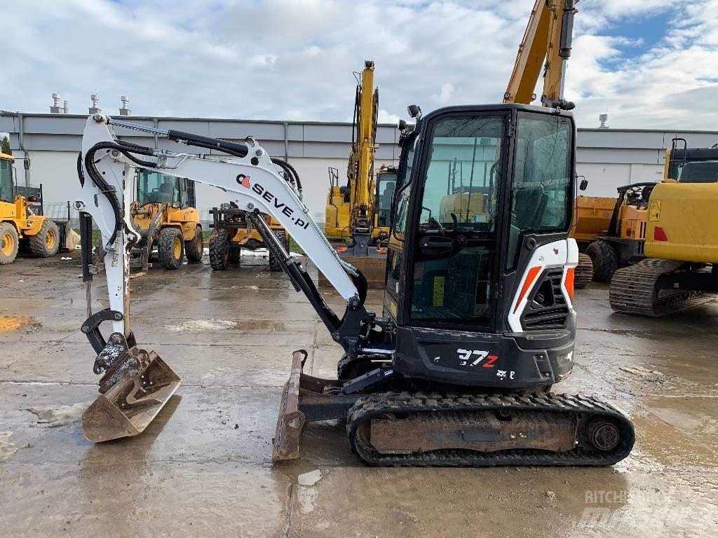 Bobcat E 27 Z ミニ油圧ショベル 7t以下（ミニユンボ・ミニディガー）