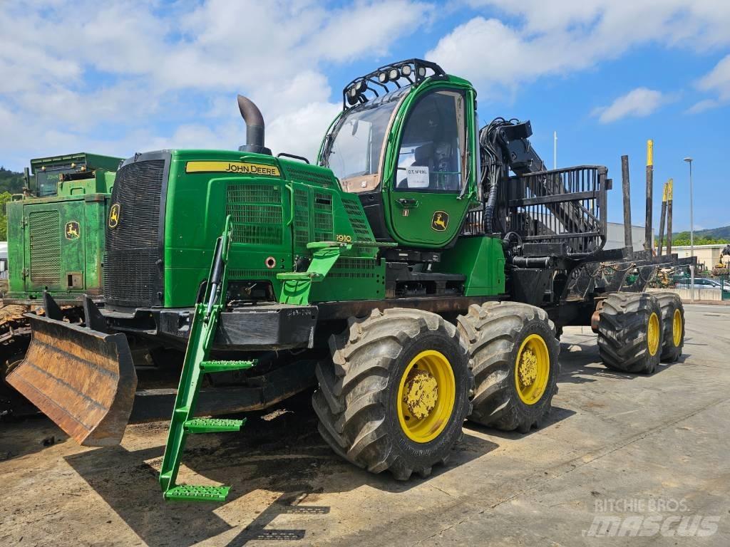 John Deere 1910G フォワーダー
