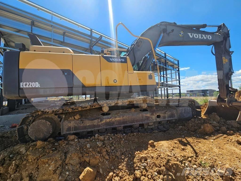 Volvo EC 220 DL 大型油圧ショベル12t以上（パワーショベル・ユンボ）