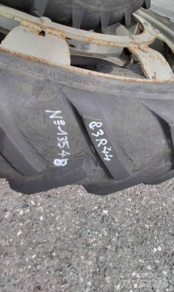 Michelin 8.3R44 タイヤ、ホイル、リム