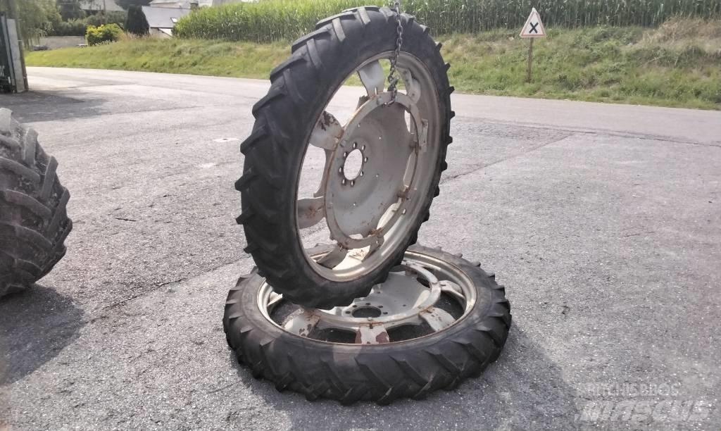 Michelin 8.3R44 タイヤ、ホイル、リム