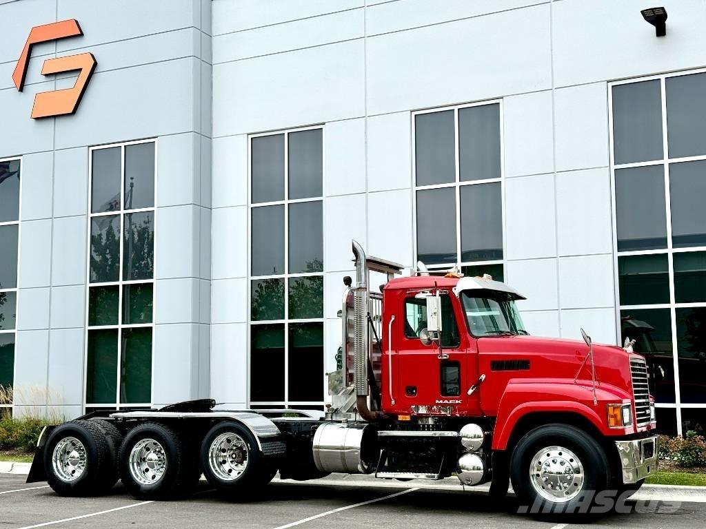 Mack CHU 613 中古トラクターヘッド | トレーラーヘッド