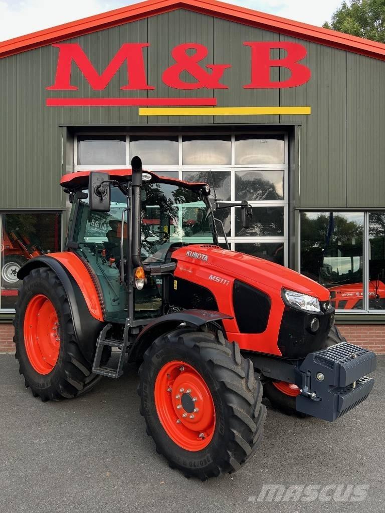 Kubota M 5-111 トラクター