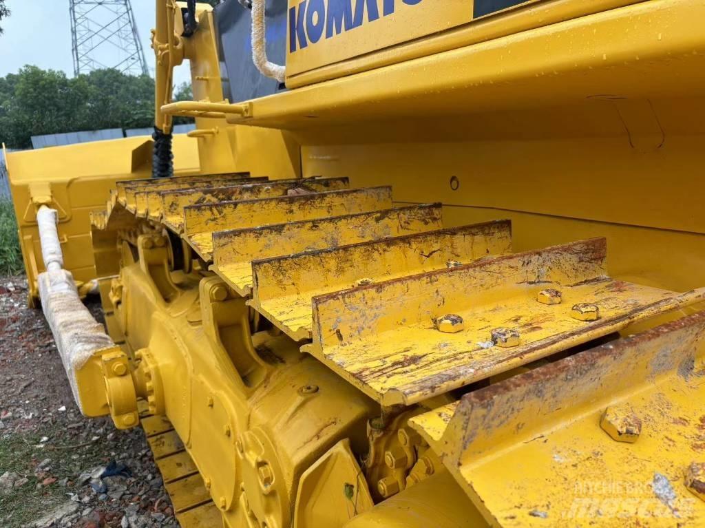 Komatsu D 85 E-12 ブルドーザー
