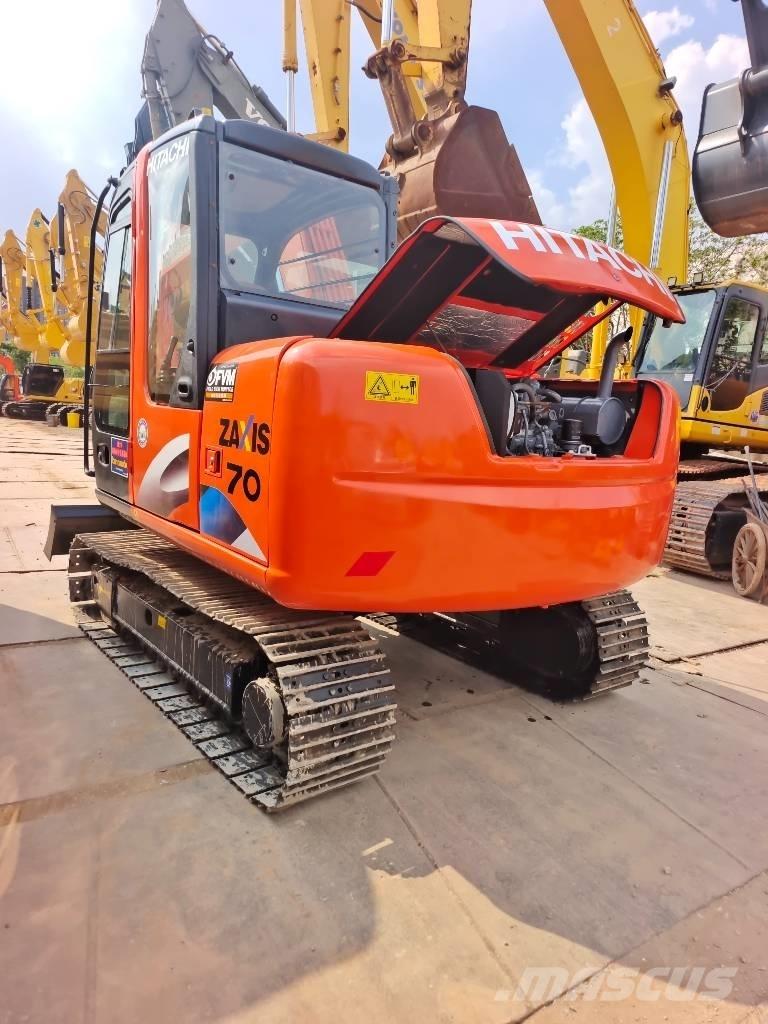 Hitachi ZAXIS70 ミニ油圧ショベル 7t以下（ミニユンボ・ミニディガー）