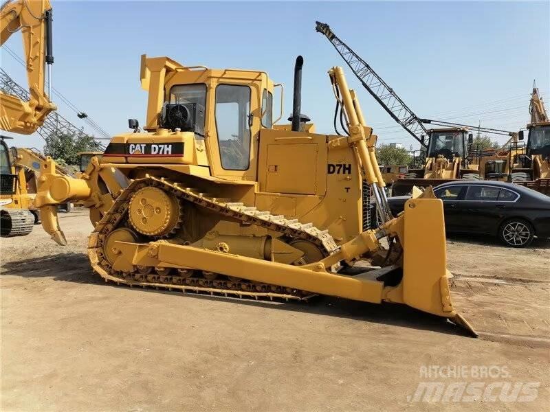 CAT D 7 H ブルドーザー