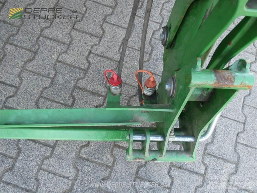 John Deere 6R 110 トラクター