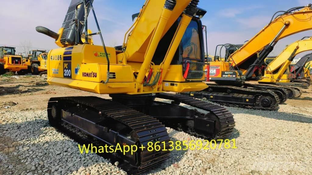 Komatsu PC 200-8 中型油圧ショベル 7ｔ-12ｔ（ユンボ・パワーショベル・バックホー）