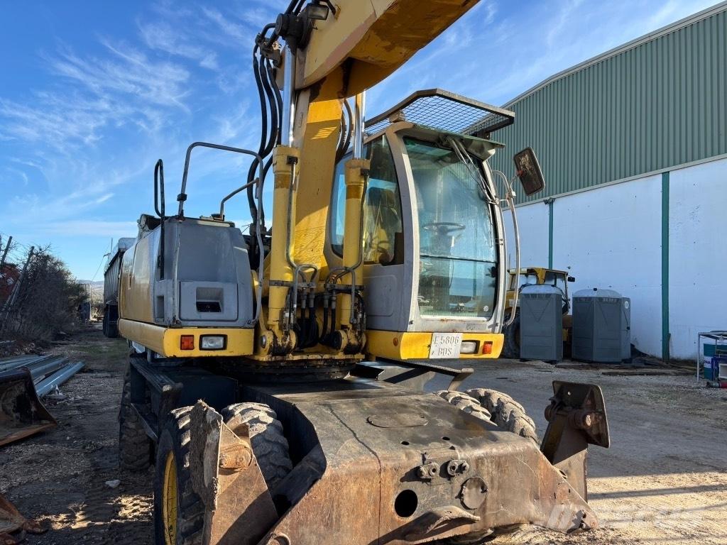 New Holland MH 6.6 ホイール式油圧ショベル（パワーショベル・ユンボ・バックホー）