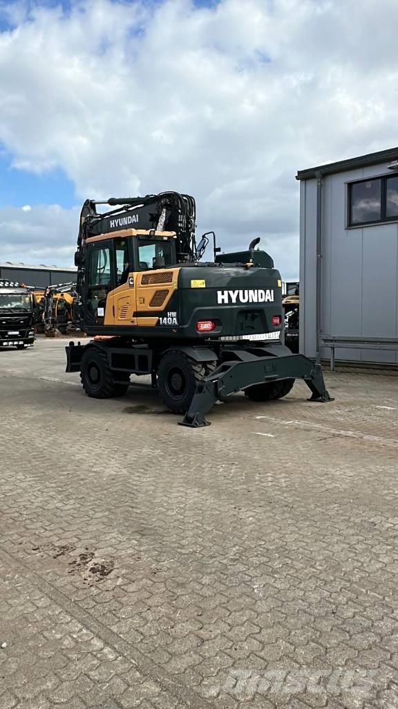 Hyundai HW 140 A ホイール式油圧ショベル（パワーショベル・ユンボ・バックホー）