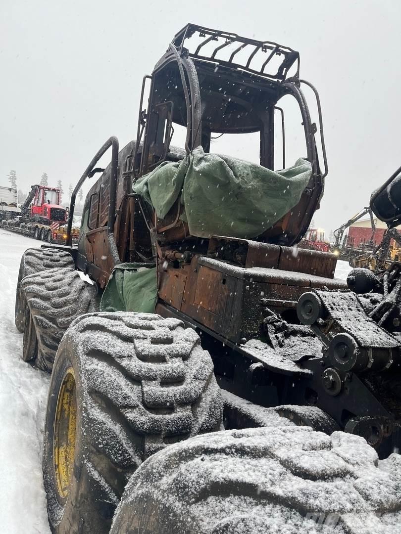 John Deere 1270G ハーベスター