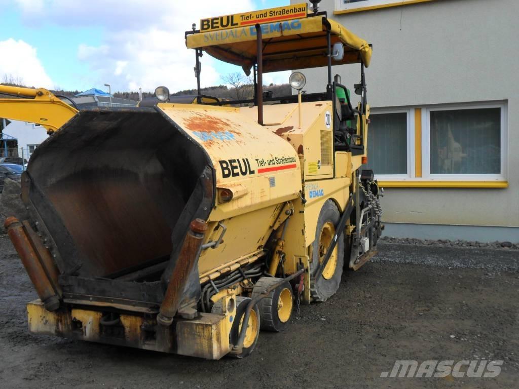 Demag DF 65 P アスファルトフィニッシャ