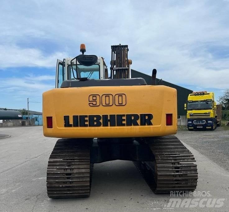 Liebherr R 900 C 大型油圧ショベル12t以上（パワーショベル・ユンボ）