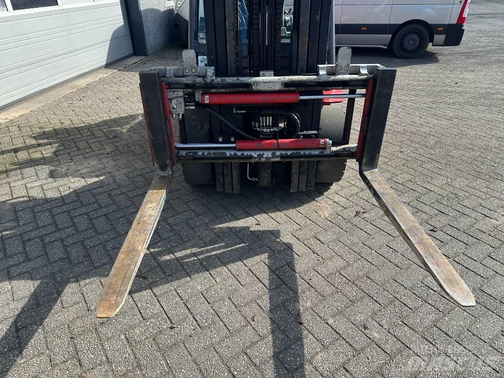 Manitou MI 35 G LPGフォークリフト