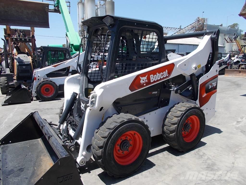 Bobcat S76 スキッドステアローダー