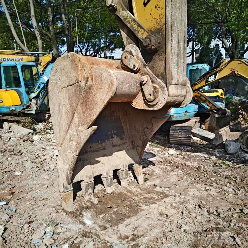 CAT 330 D 大型油圧ショベル12t以上（パワーショベル・ユンボ）