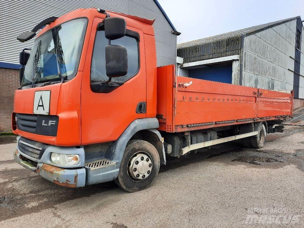 DAF LF45.220 平ボディー