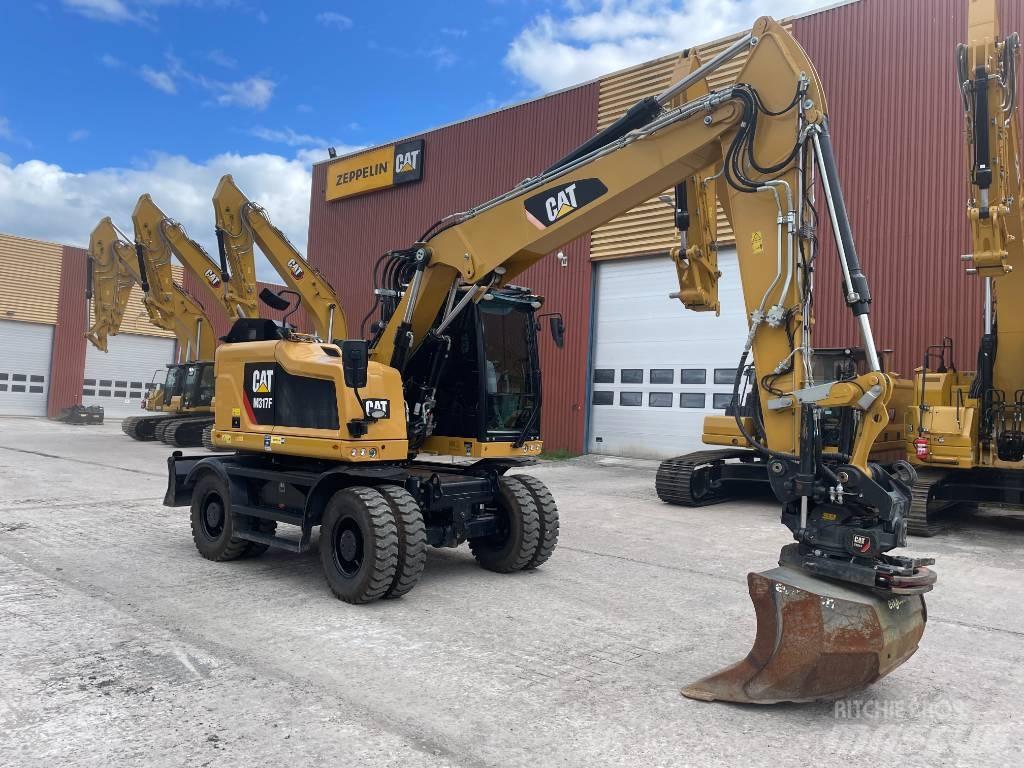 CAT M317F ホイール式油圧ショベル（パワーショベル・ユンボ・バックホー）