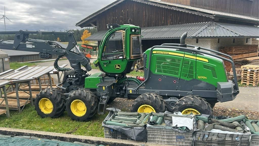 John Deere 1270 G ハーベスター