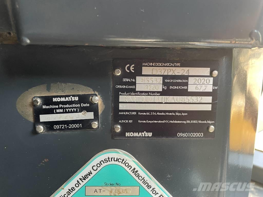 Komatsu D 37 PX-24 ブルドーザー