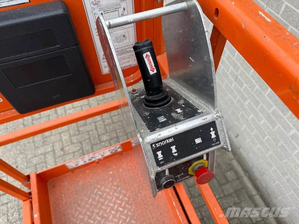 Snorkel S3220E シザースリフト