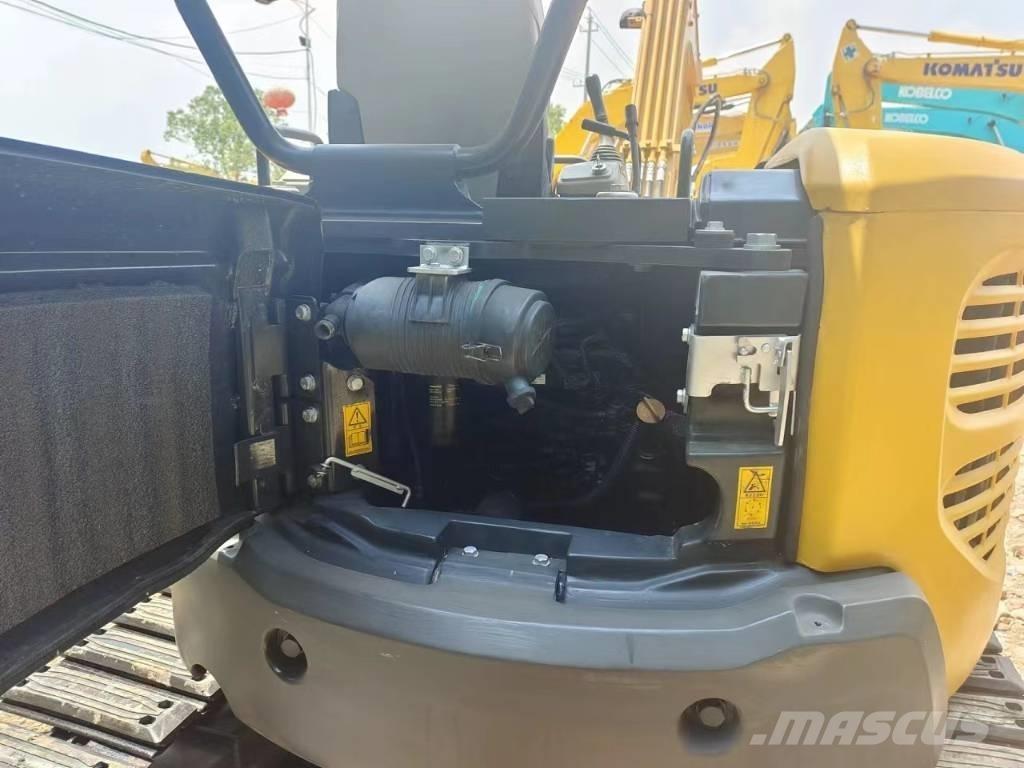 Komatsu PC35 ミニ油圧ショベル 7t以下（ミニユンボ・ミニディガー）