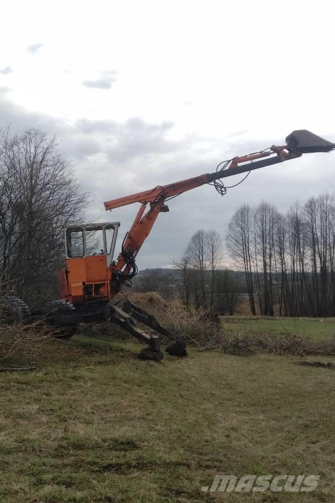 Menzi Muck 3000 T2 特殊油圧ショベル