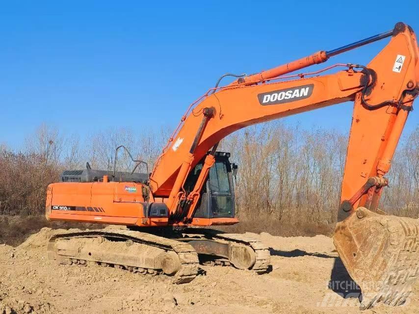 Doosan DX 380 LC 大型油圧ショベル12t以上（パワーショベル・ユンボ）