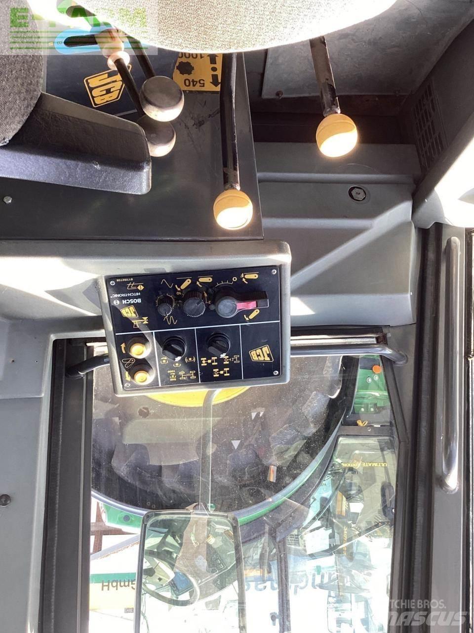 JCB Fastrac 145 トラクター