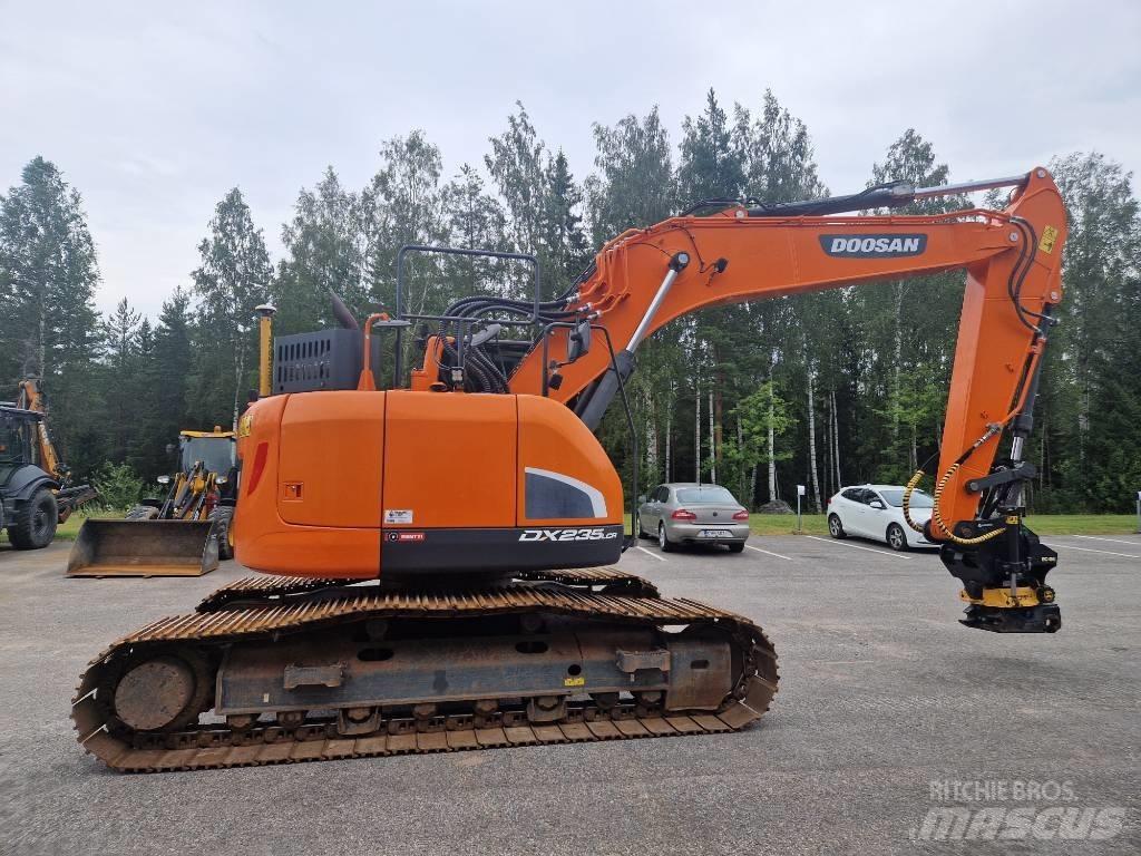 Doosan DX 235 LCR-5 大型油圧ショベル12t以上（パワーショベル・ユンボ）