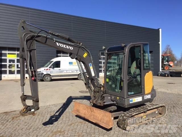 Volvo ECR 40 D 中型油圧ショベル 7ｔ-12ｔ（ユンボ・パワーショベル・バックホー）