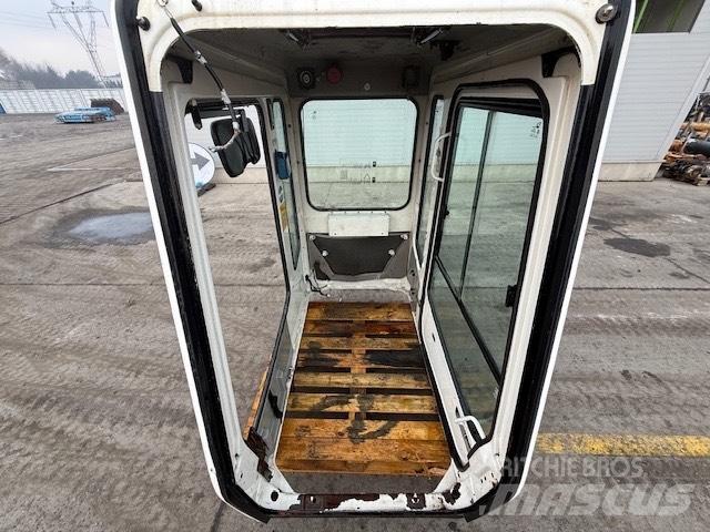 Liebherr R 944 B CAB キャビン及び内装