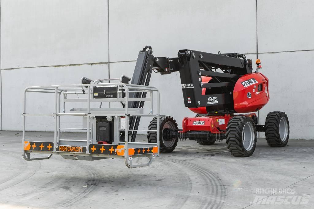 Manitou 160 ATJ RC ブームリフト　屈伸型