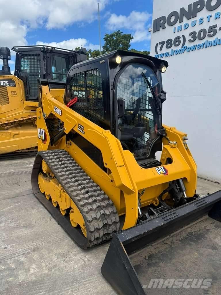 CAT 259 D3 スキッドステアローダー
