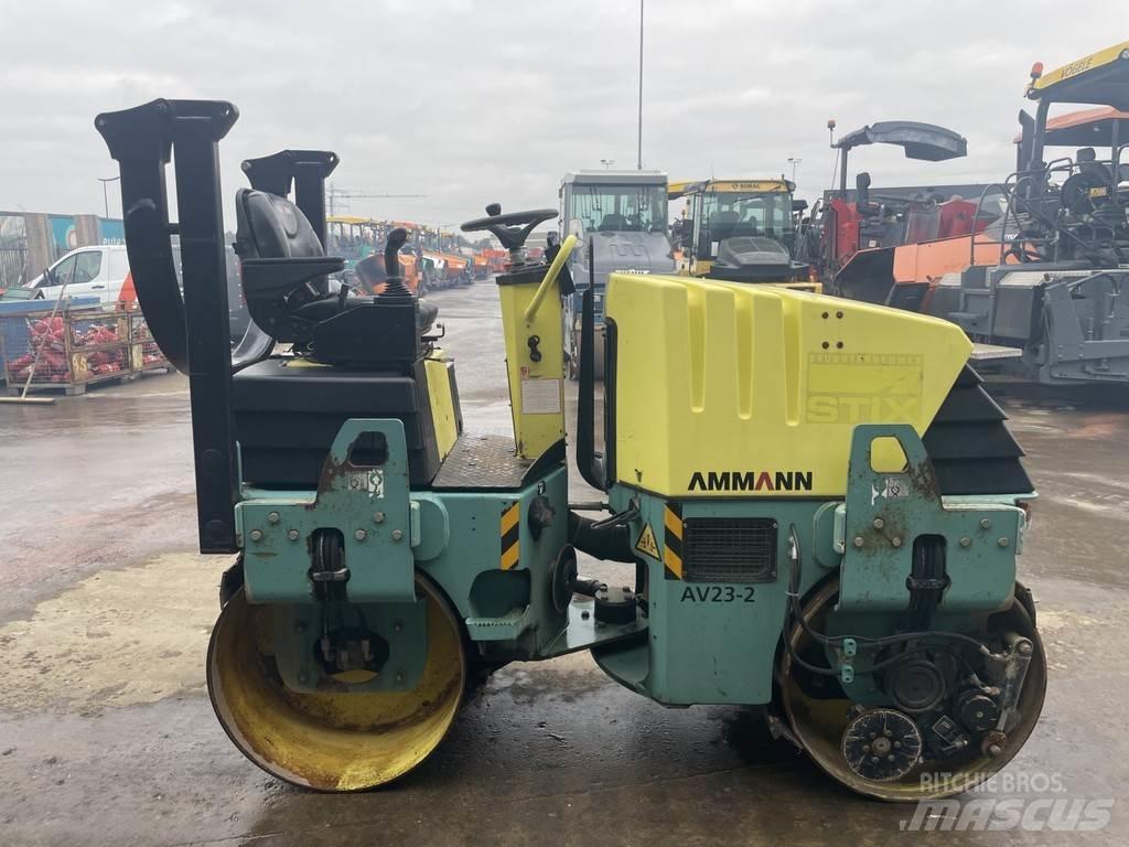 Ammann AV 23-2 タンデムローラ